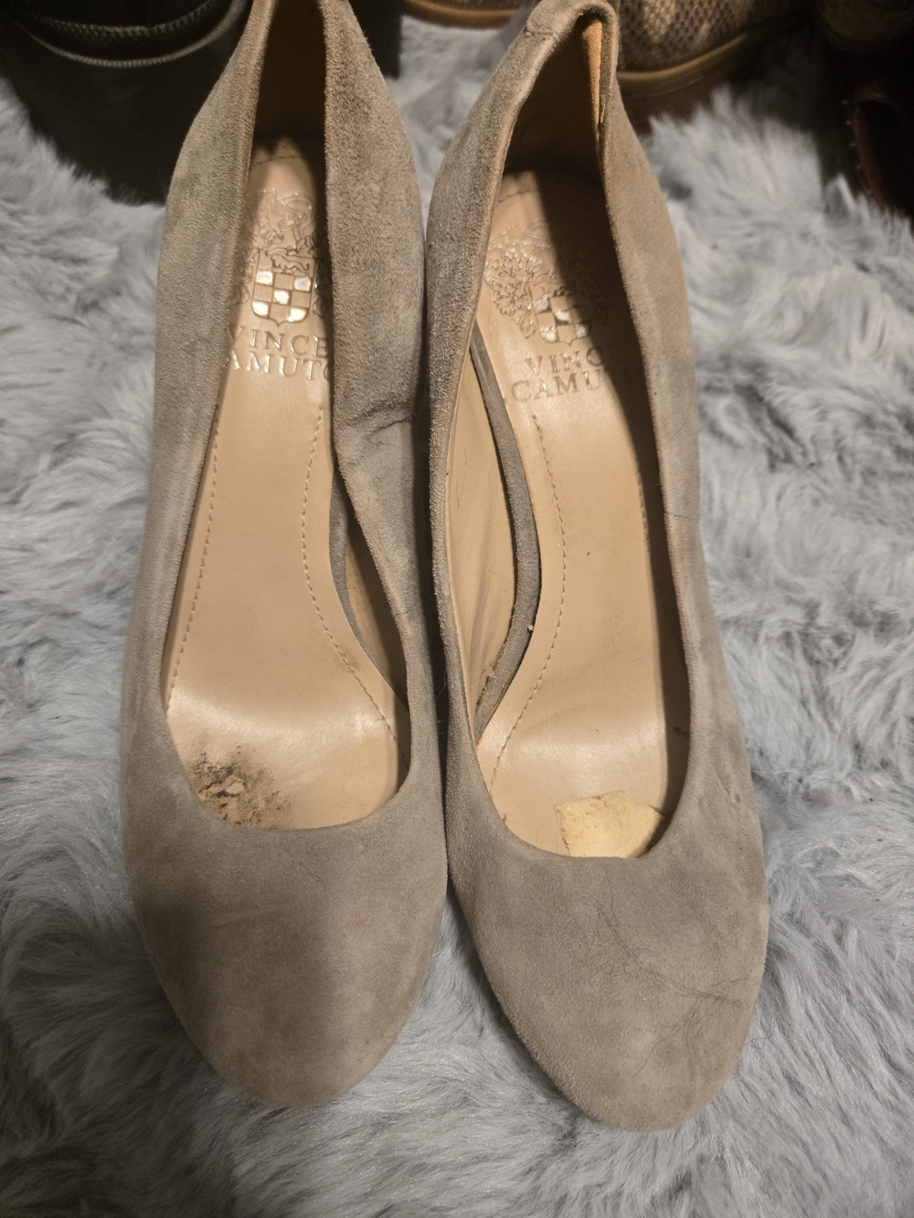 Vince Camuto Taupe Suede Kain Almond Toe Classic Pumps Heels 6M